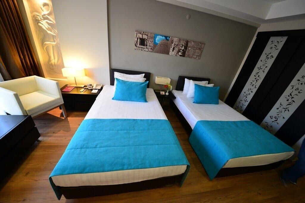 May Park Hotel Измир Екстериор снимка
