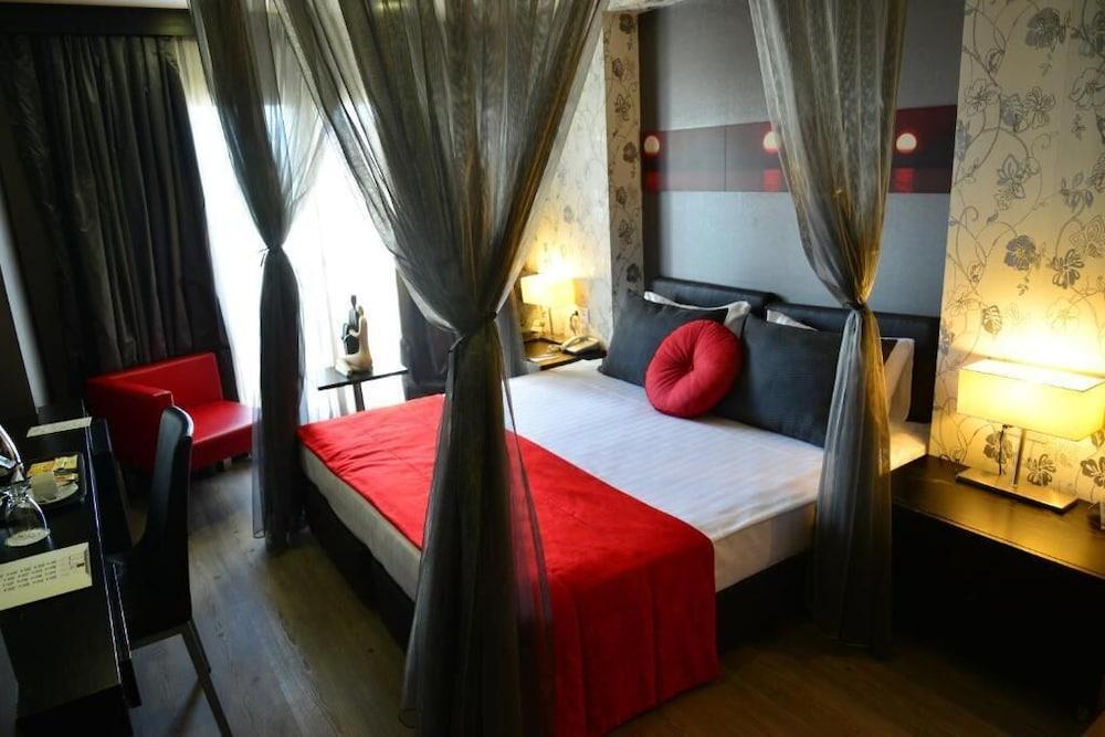 May Park Hotel Измир Екстериор снимка