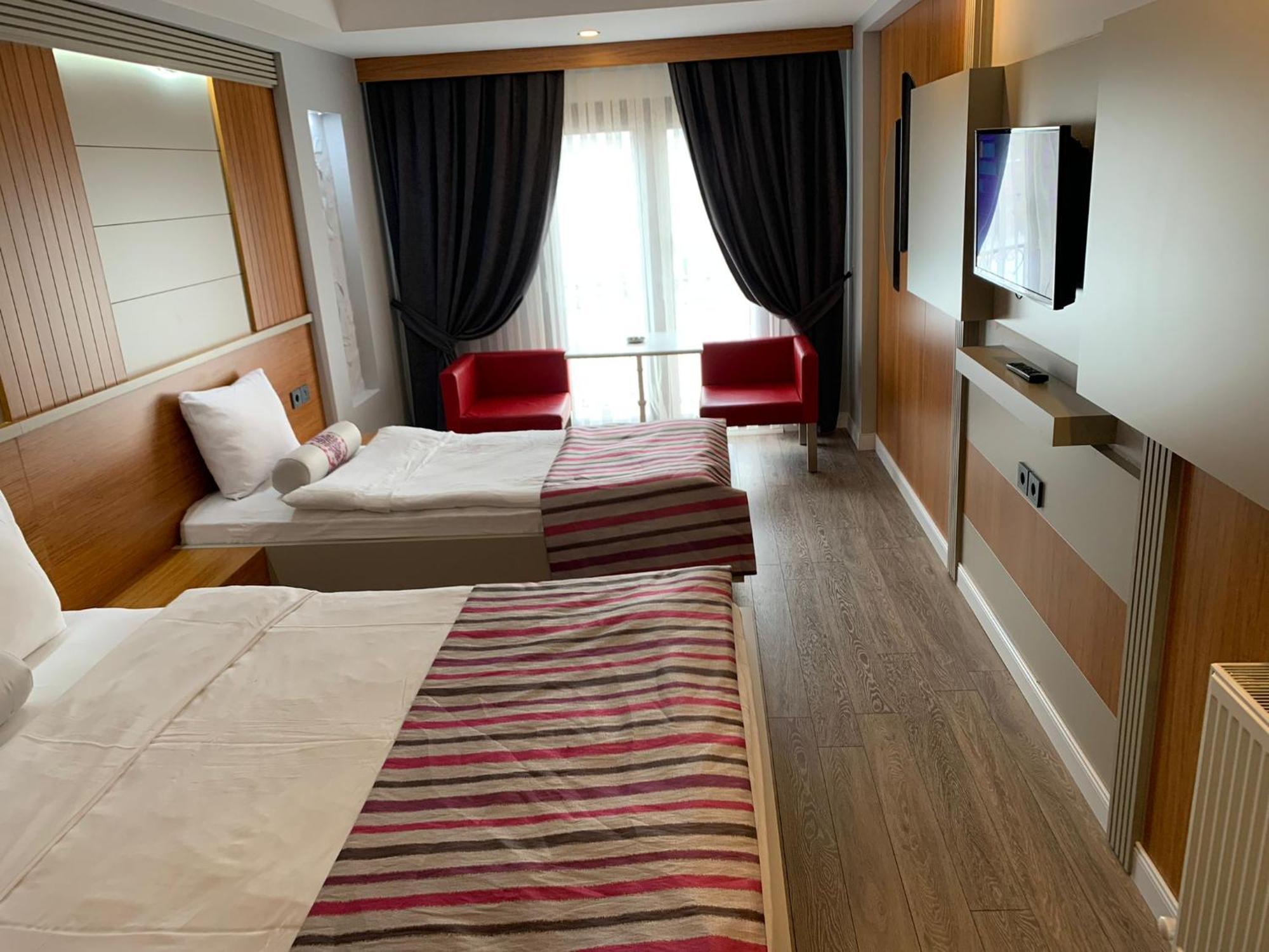 May Park Hotel Измир Екстериор снимка