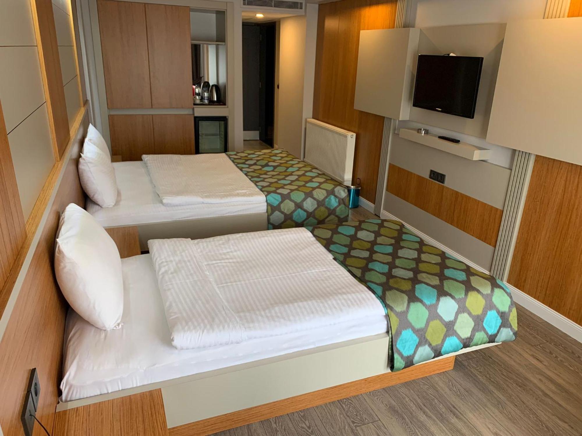 May Park Hotel Измир Екстериор снимка