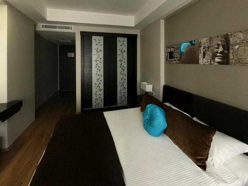May Park Hotel Измир Екстериор снимка