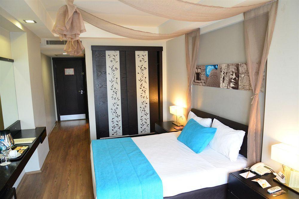 May Park Hotel Измир Екстериор снимка