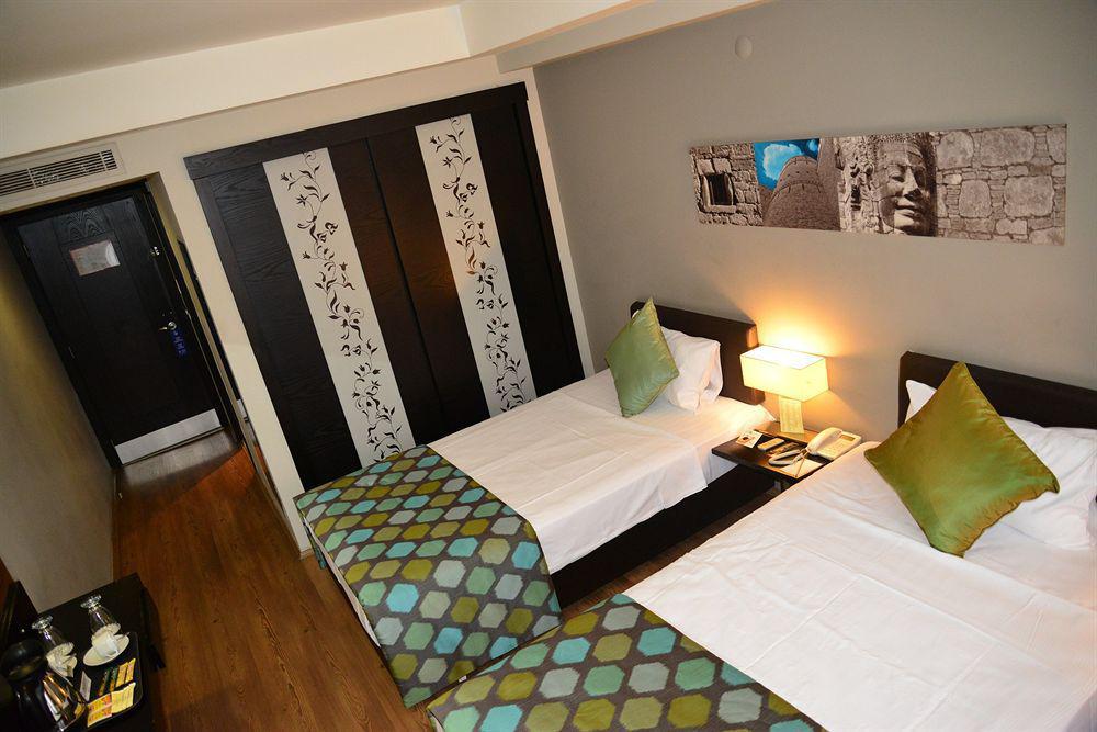 May Park Hotel Измир Екстериор снимка